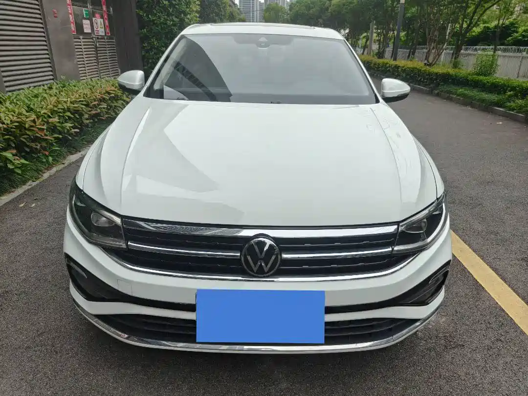 Volkswagen Bora 2023 200TSI DSG Smart PRO Edition фото 2