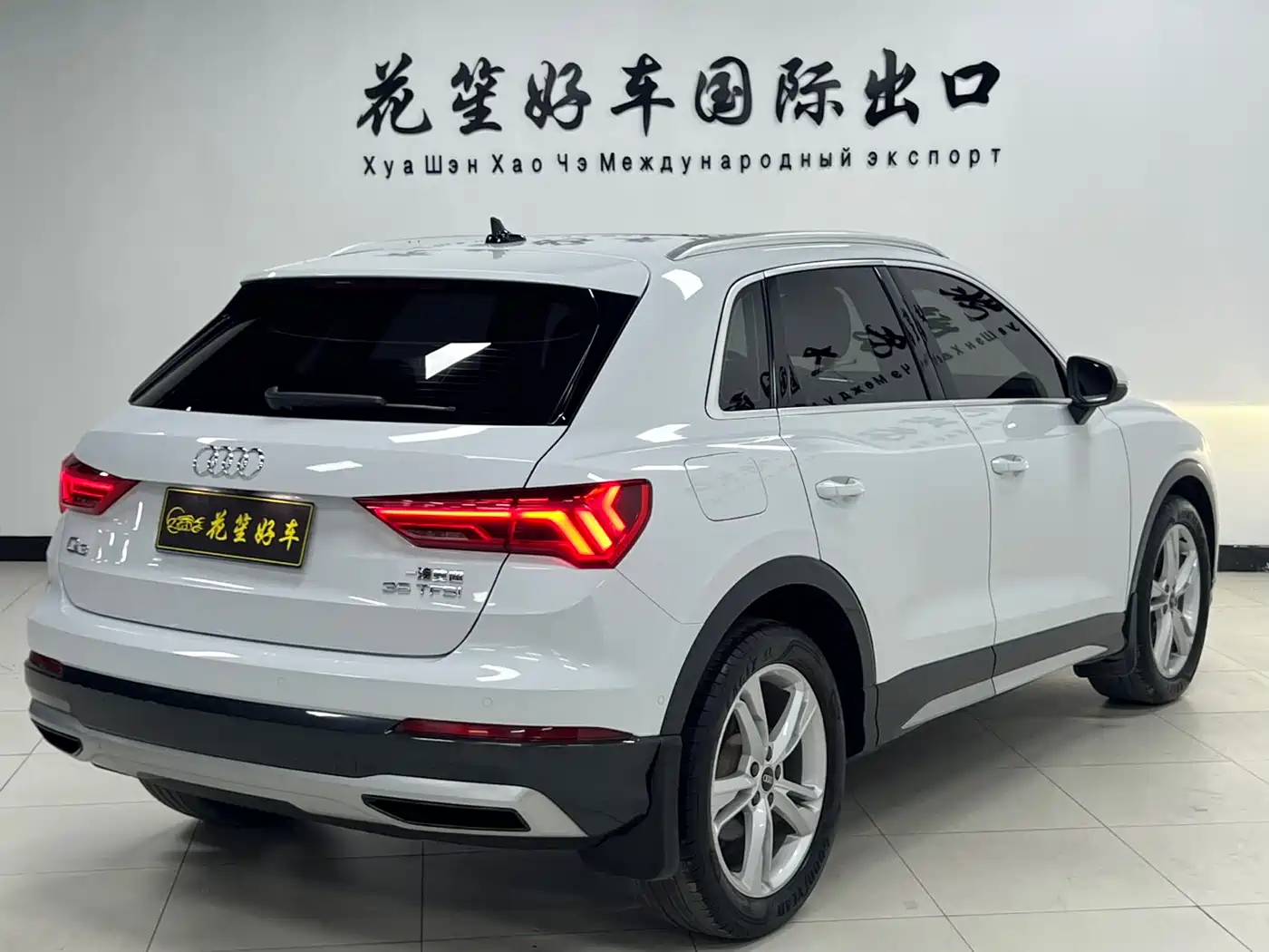 Audi Q3 2022 35 TFSI Fashion Elegance фото 5