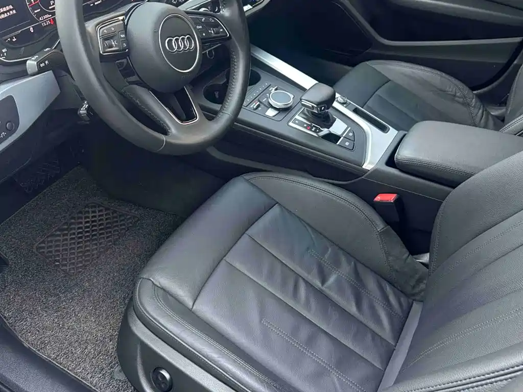 Audi A4L 2018 30th Anniversary 40 TFSI Fashion фото 10