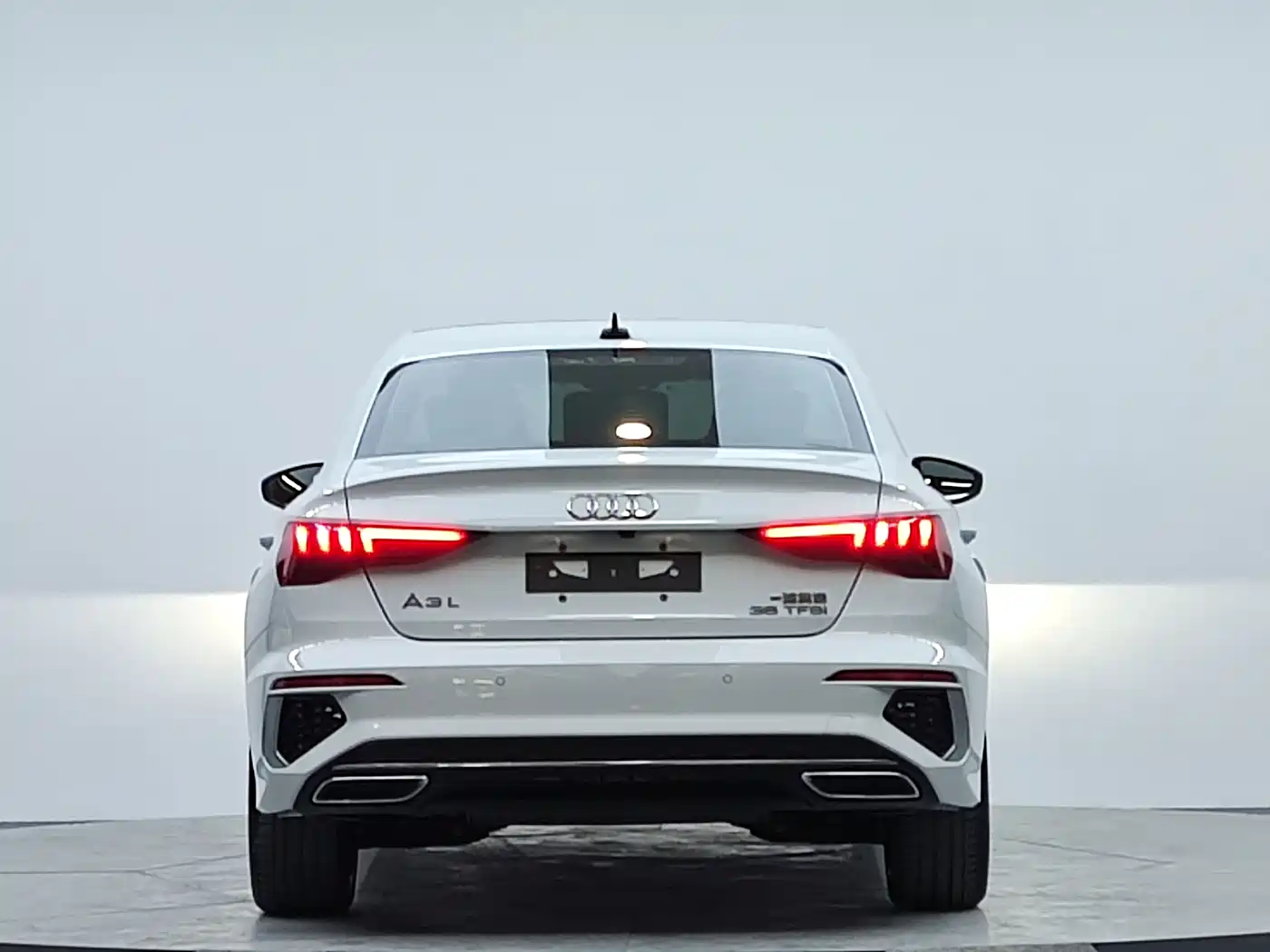Audi A3 2022 A3L Limousine 35 TFSI Style Sport фото 7