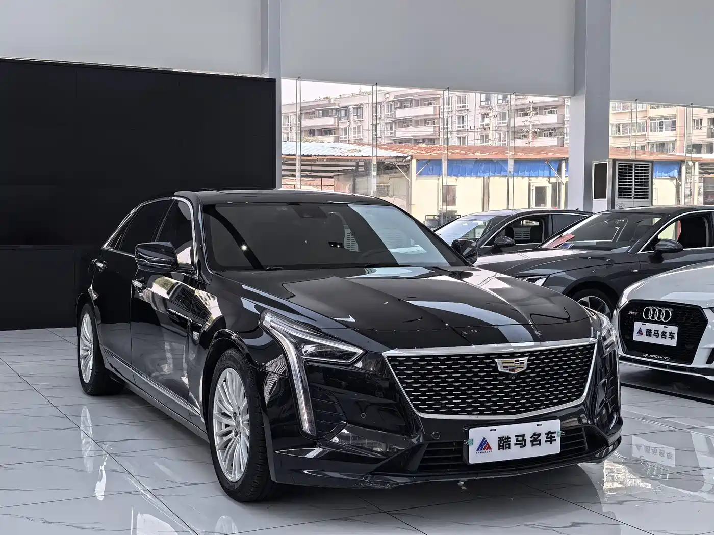 CADILLAC CT6