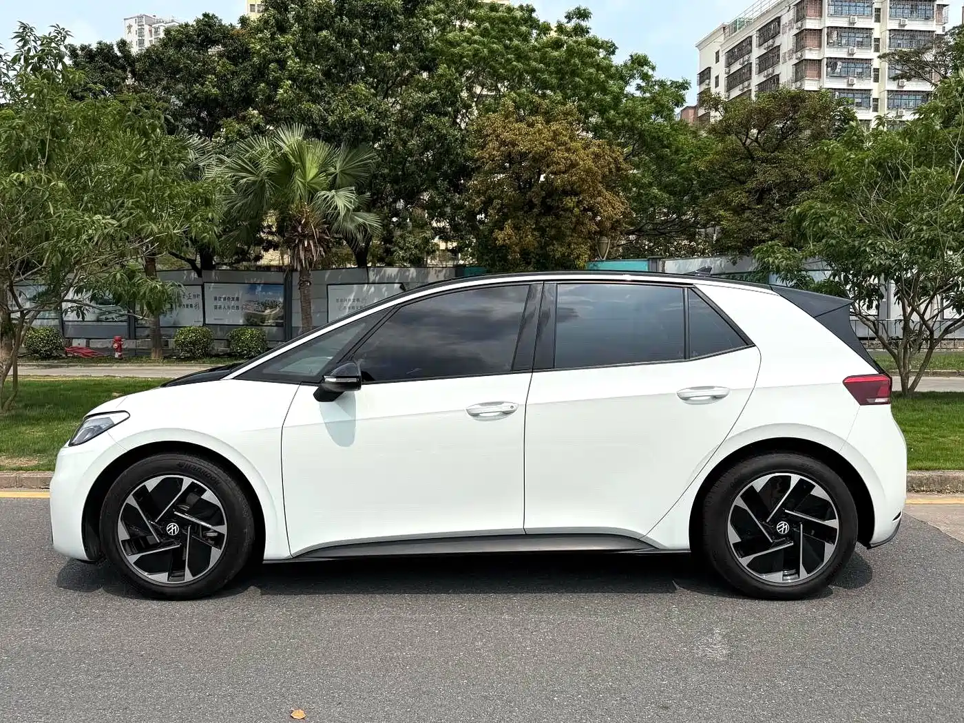 Volkswagen ID.3 2024 Pure Smart Edition фото 2