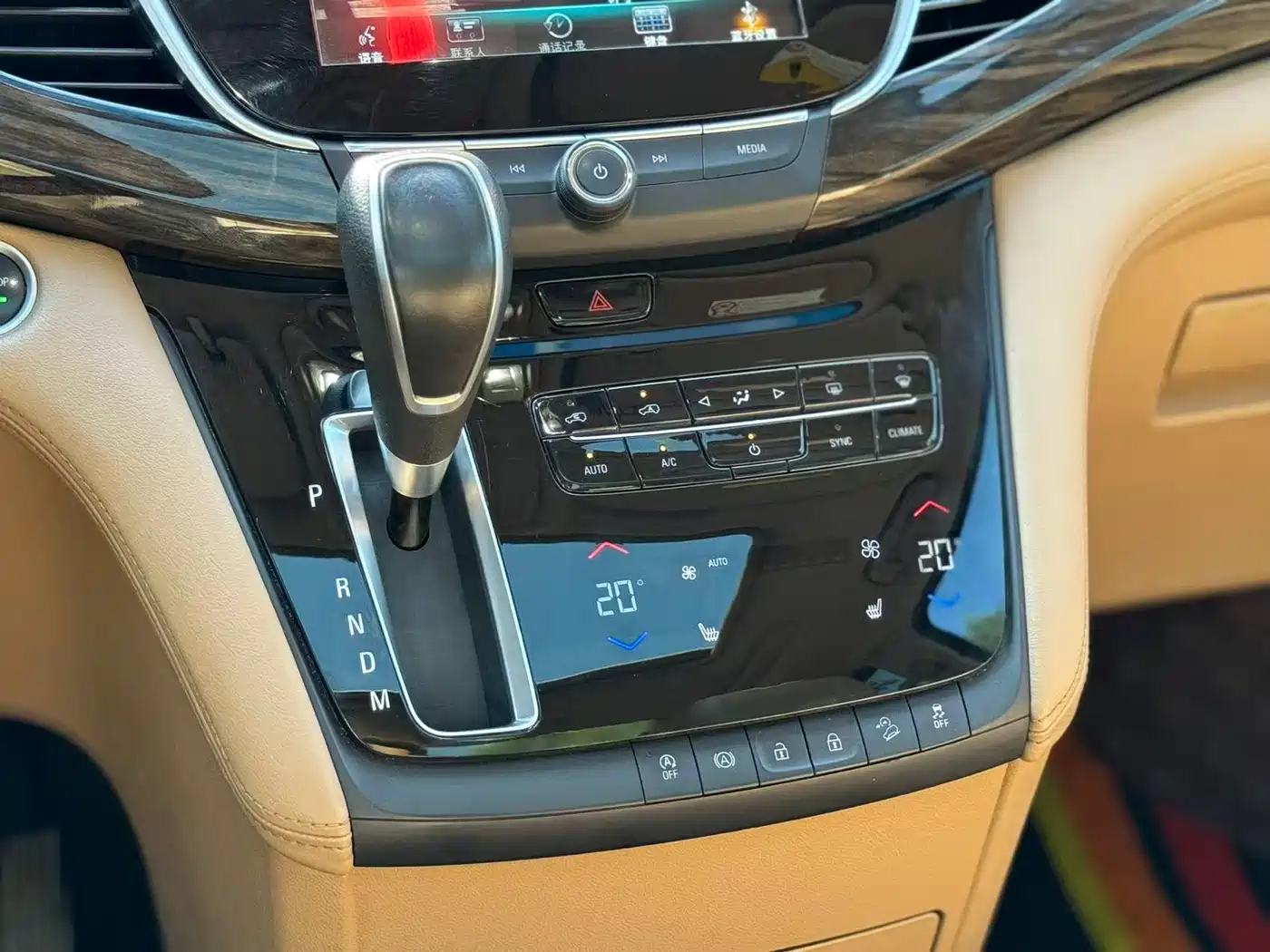 Buick GL8 2018 ES 28T Luxury Type China VI фото 12