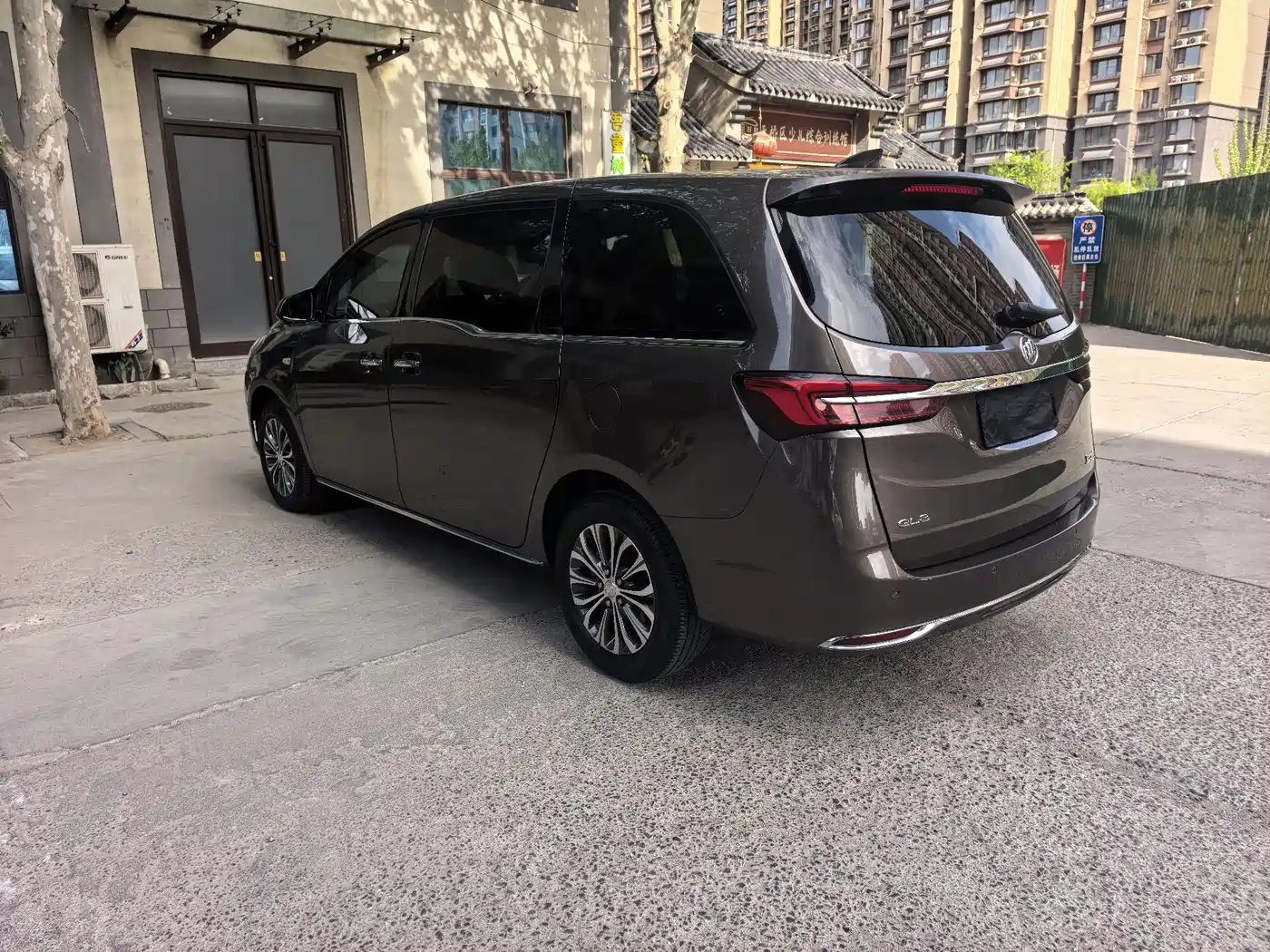 BUICK GL8