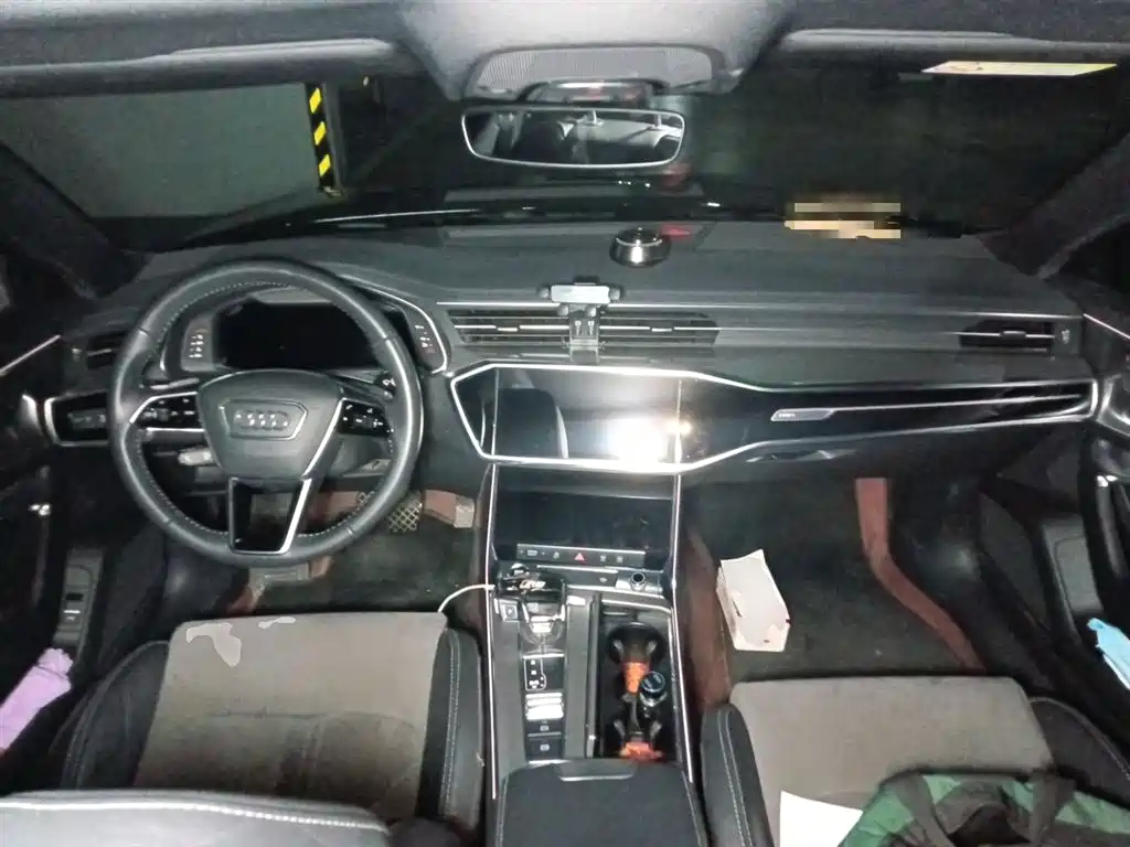 Audi A6L 2021 45 TFSI Exclusive Sport фото 6