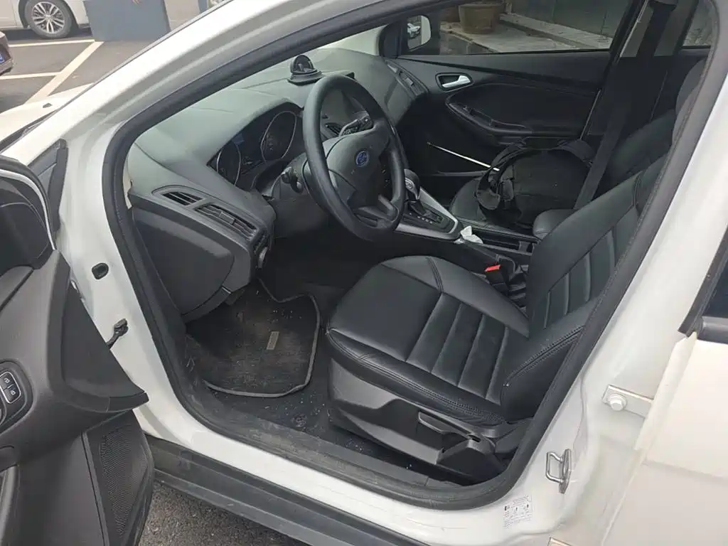 Ford Focus 2017 2017 Hatchback 1.6L Auto Comfort Smart Edition