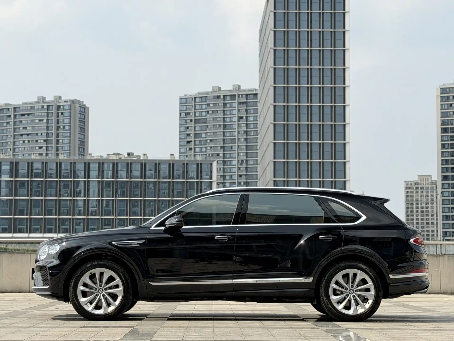 Фото 3 - Bentley Bentayga