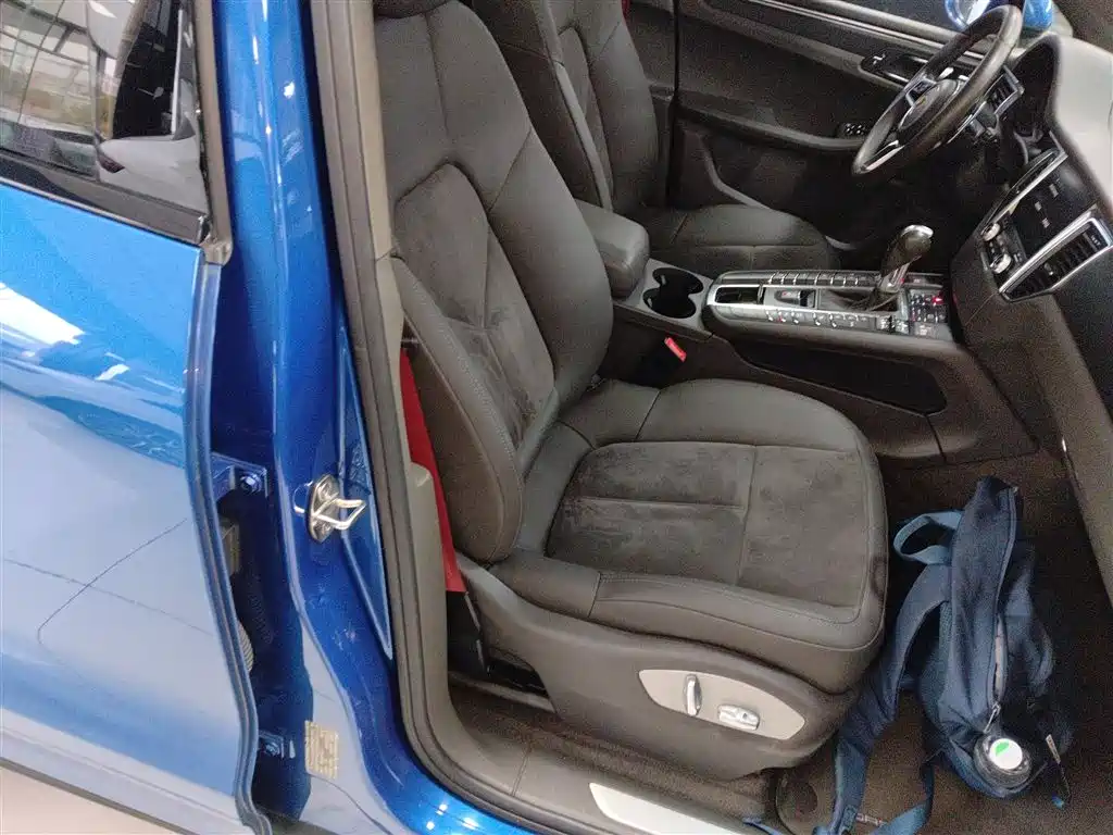 Porsche Macan 2017 Macan 2.0T фото 20