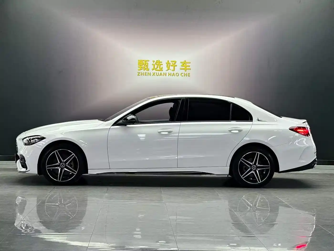 Mercedes-Benz C-Class 2023 C 260 L Night Edition Sport фото 3