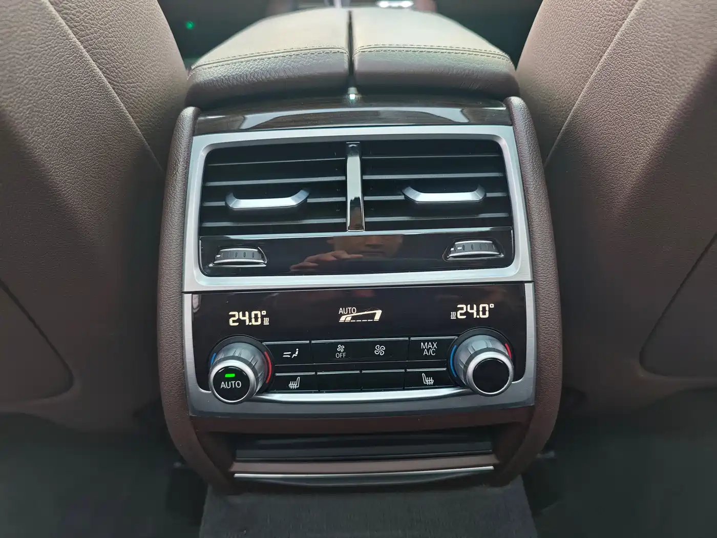BMW 7 Series 2017 730Li Leading Edition фото 13
