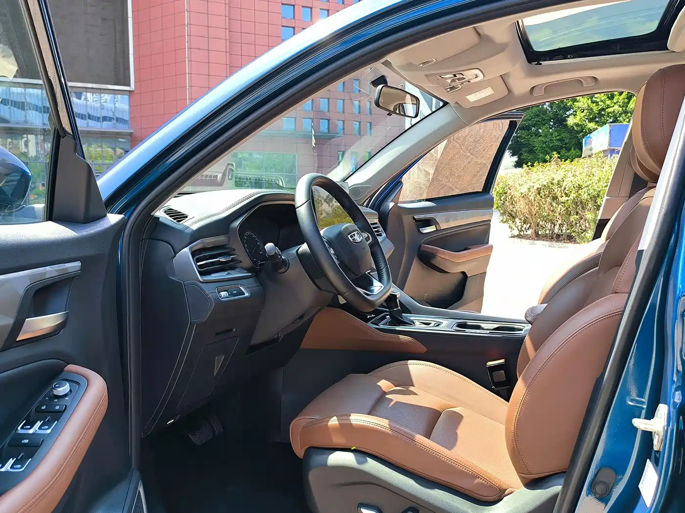 GEELY AUTOMOBILE VISION X6