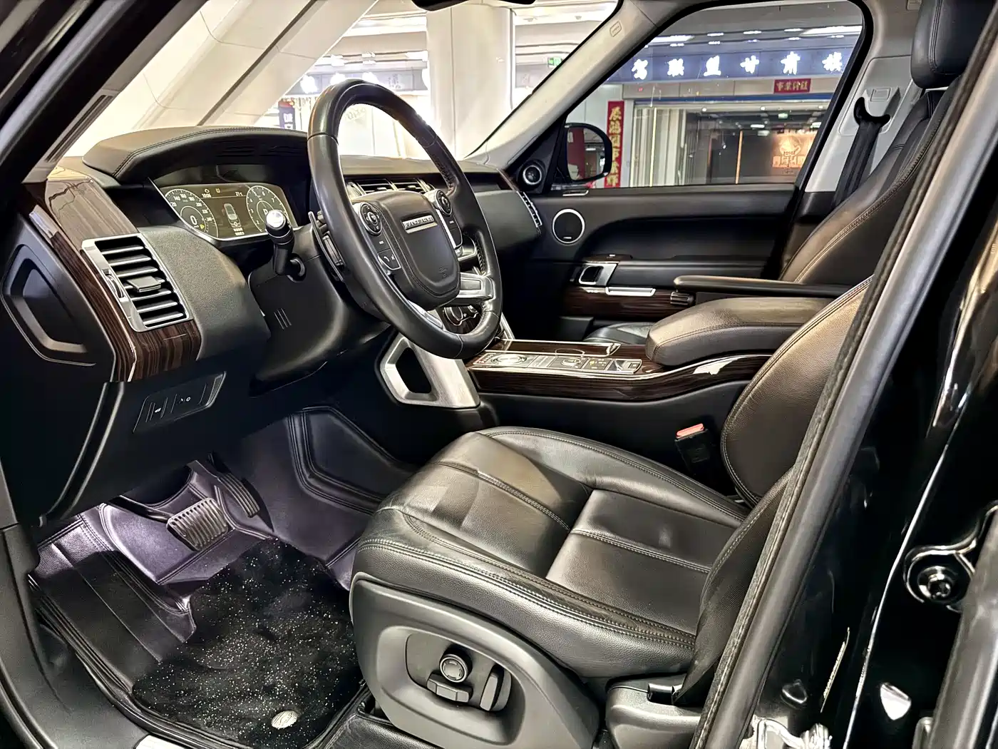 Land Rover Range Rover 2017 3.0 SC V6 Vogue фото 5
