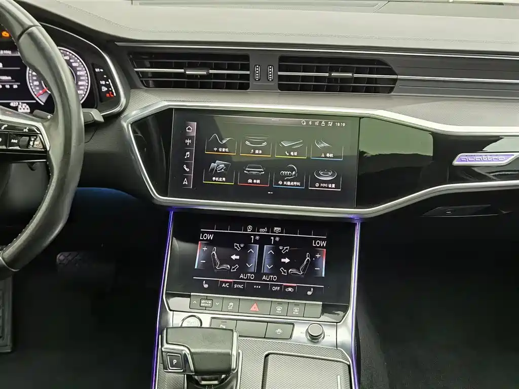 Audi A6L 2020 55 TFSI quattro Exclusive Dynamic фото 12