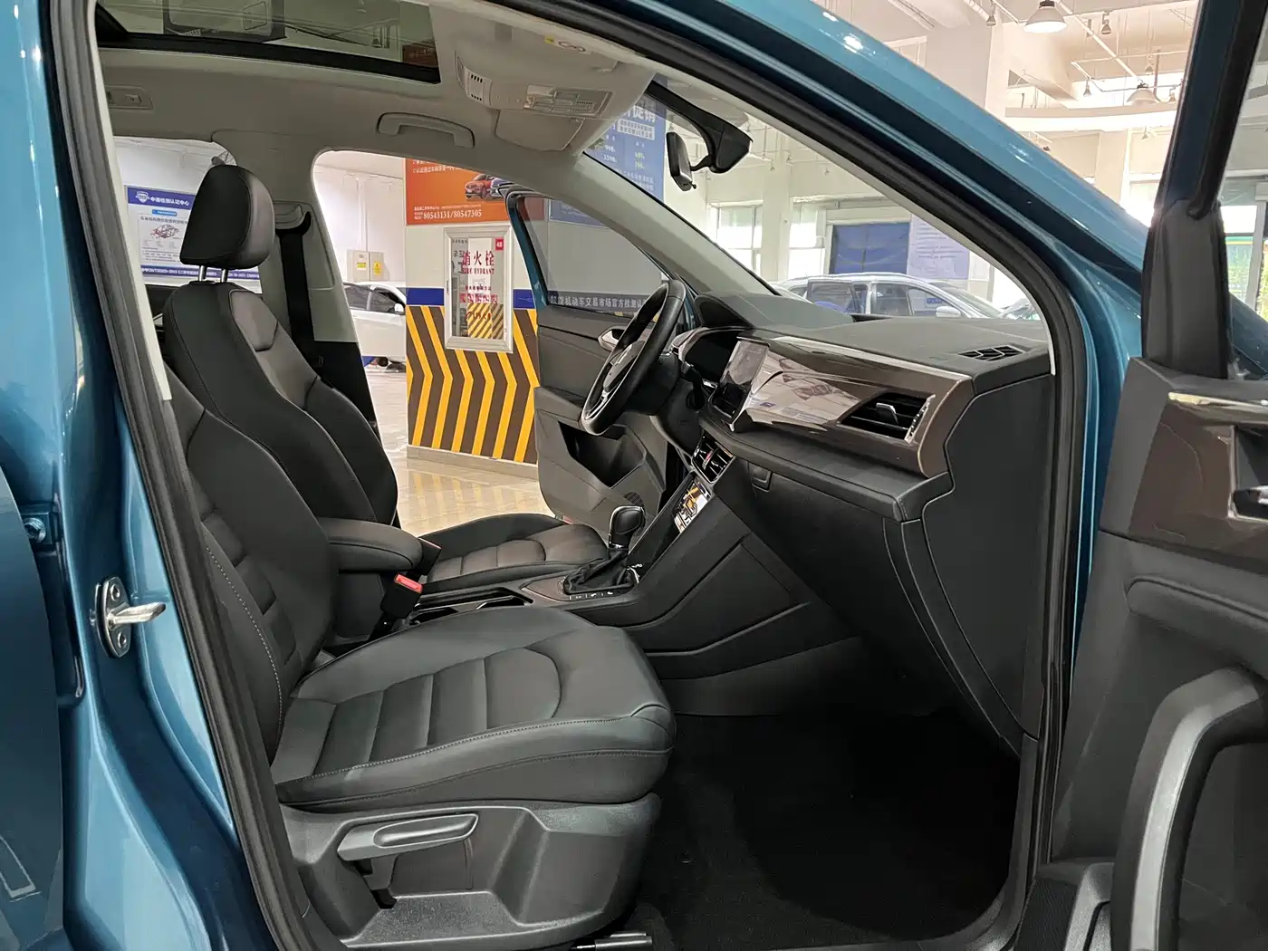 Volkswagen Tharu 2022 280TSI 2WD Comfort фото 10
