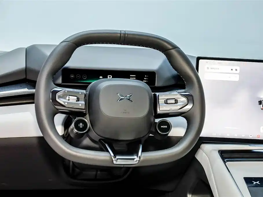 XIAOPENG P7