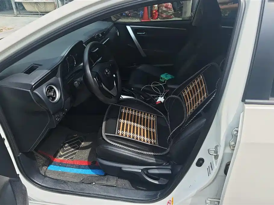 Toyota Levin 2017 Facelift 185T CVT Elite (China V) фото 9
