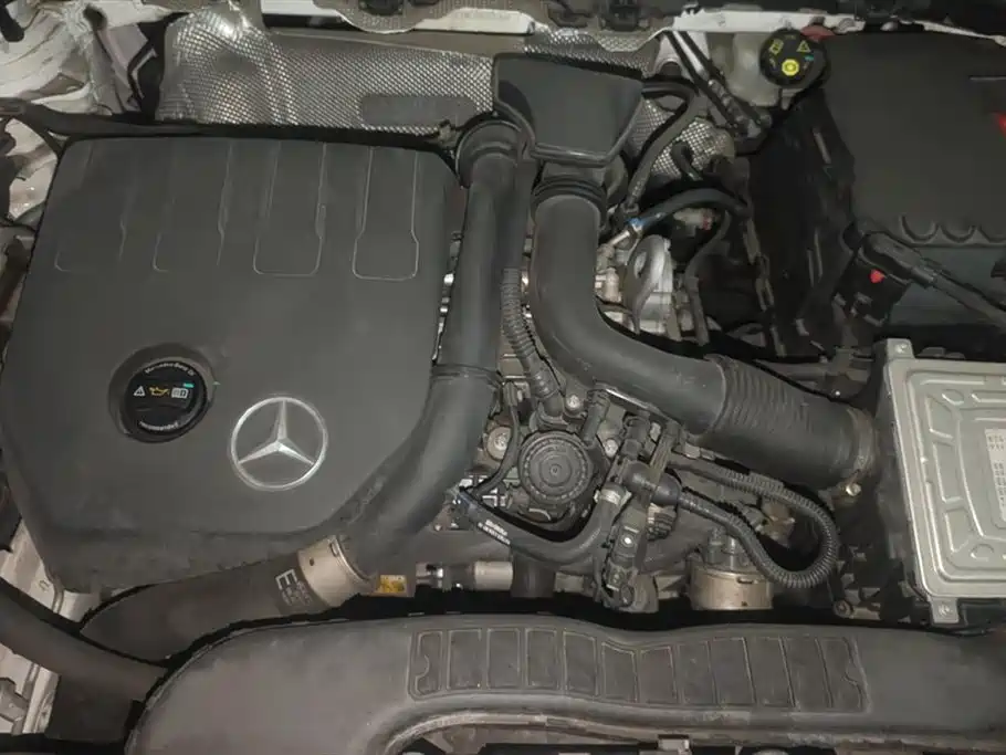 Mercedes-Benz GLA 2020 GLA 200 4MATIC фото 10