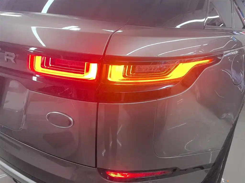 Land Rover Range Rover Velar 2018 P380 R-DYNAMIC SE фото 8