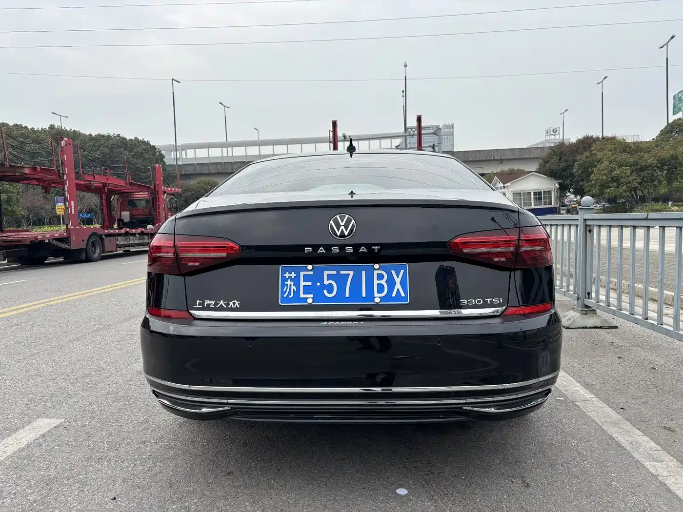 Volkswagen Passat 2021 Model 330TSI Luxury Edition фото 5