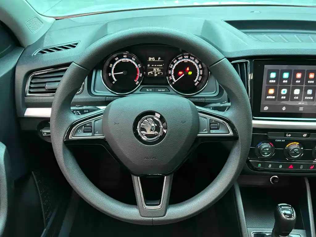 Фото 8 - Škoda Kamiq