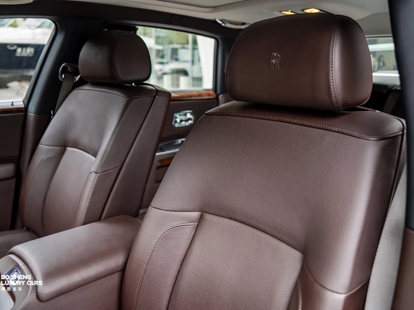 Фото 23 - Rolls-Royce Ghost
