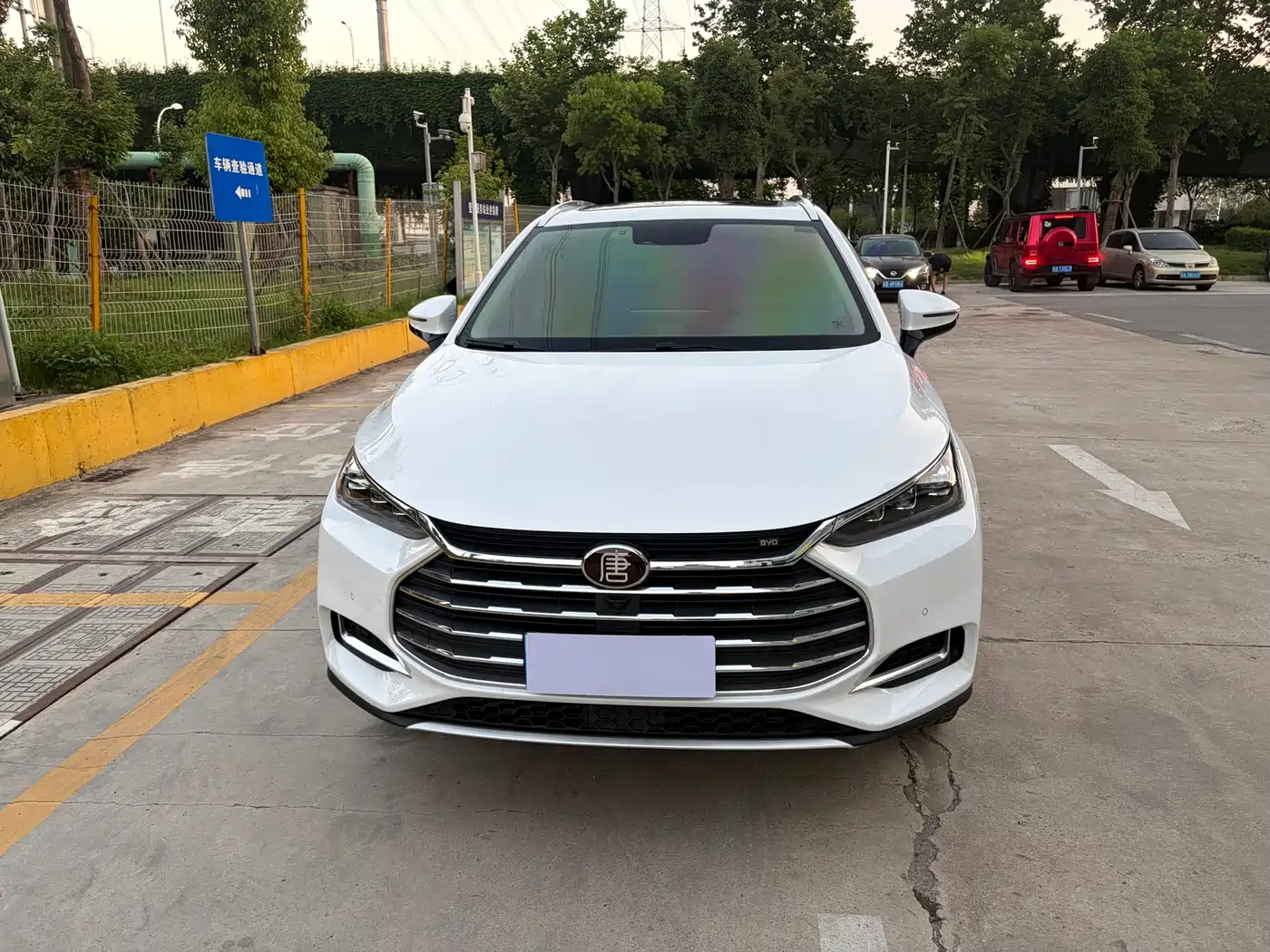 BYD Tang 2019 2.0T Automatic Smart Connect Noble 7-seater China VI фото 2