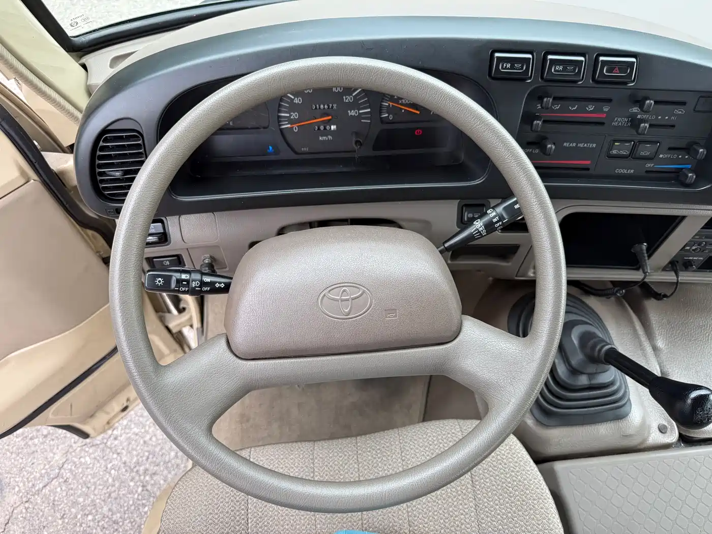 Toyota Coaster 2007 2.7L Gasoline Premium Upgrade Edition 23-seater фото 17