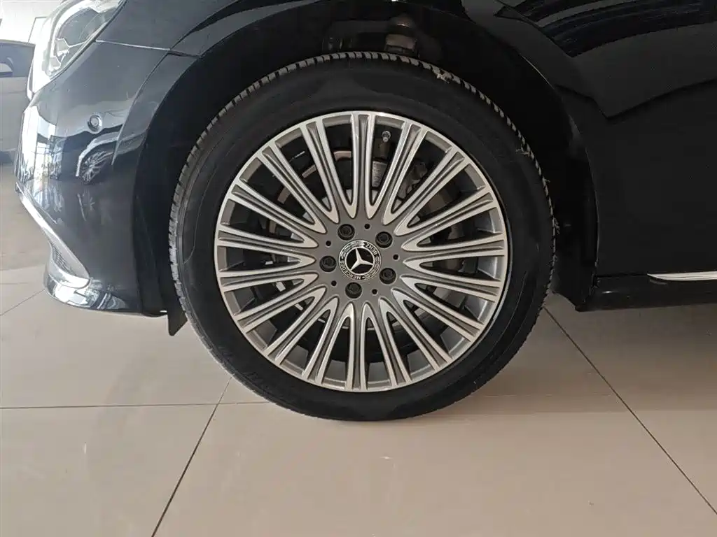 Mercedes-Benz E-Class 2022 Second Facelift E 300 L Fashion фото 23