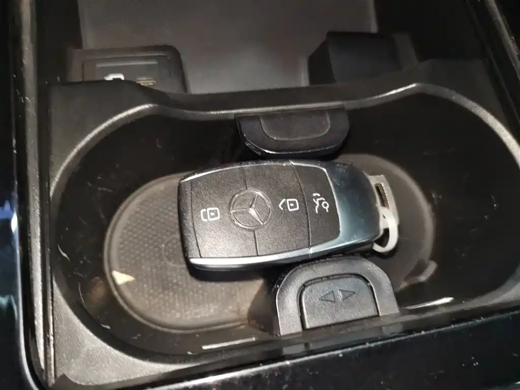 Mercedes-Benz A-Class 2019 A 180 L Sport Sedan фото 11