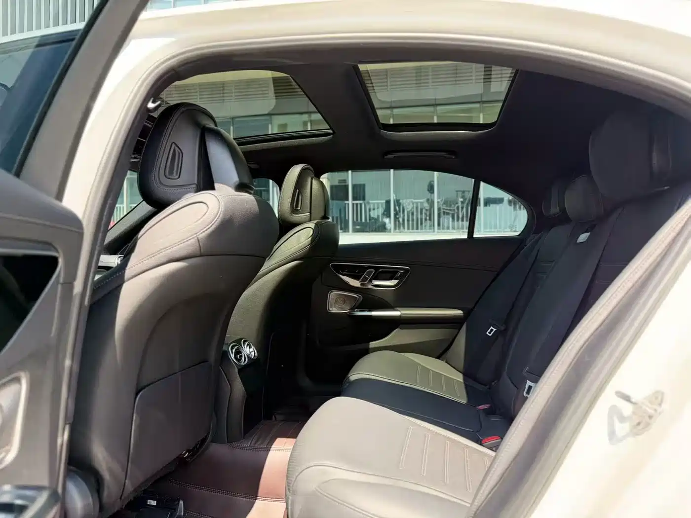 Mercedes-Benz C-Class 2023 C 260 L Night Edition Sport фото 12