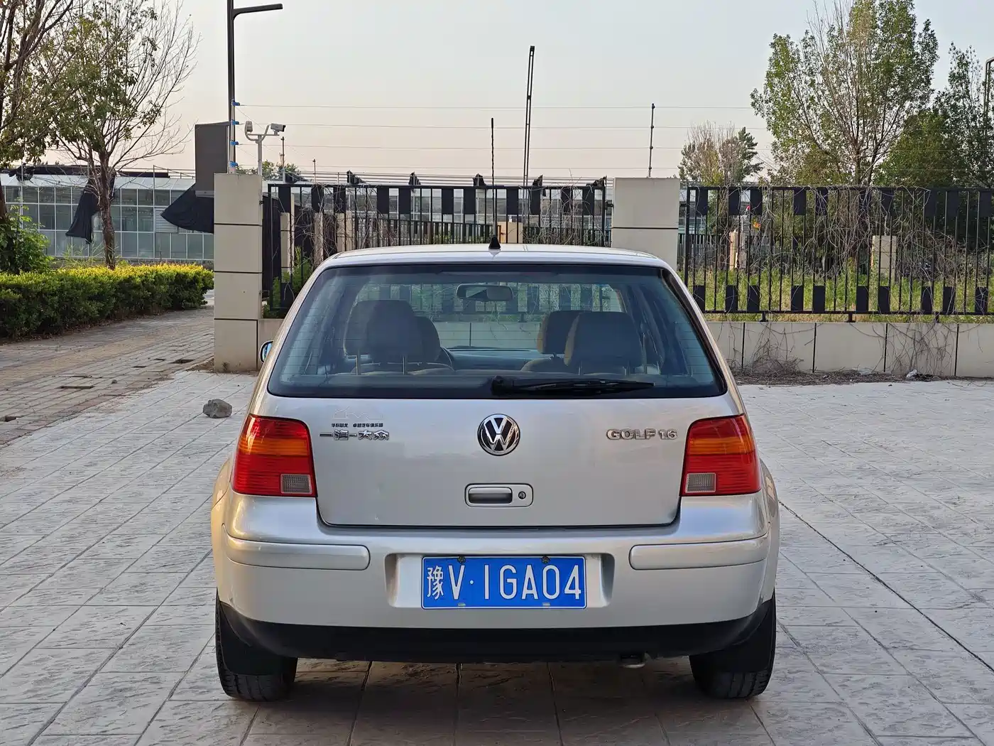 Volkswagen Golf 2004 Model 1.6 Manual Comfort фото 5