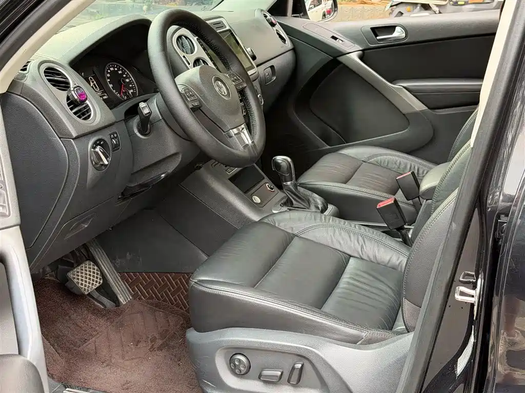 Volkswagen Tiguan 2012 1.8TSI Automatic 4WD Elite Edition фото 4