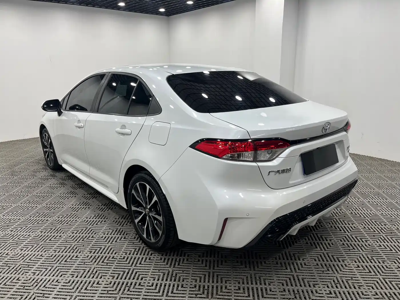 Toyota Levin 2022 185T CVT Sport Edition фото 7
