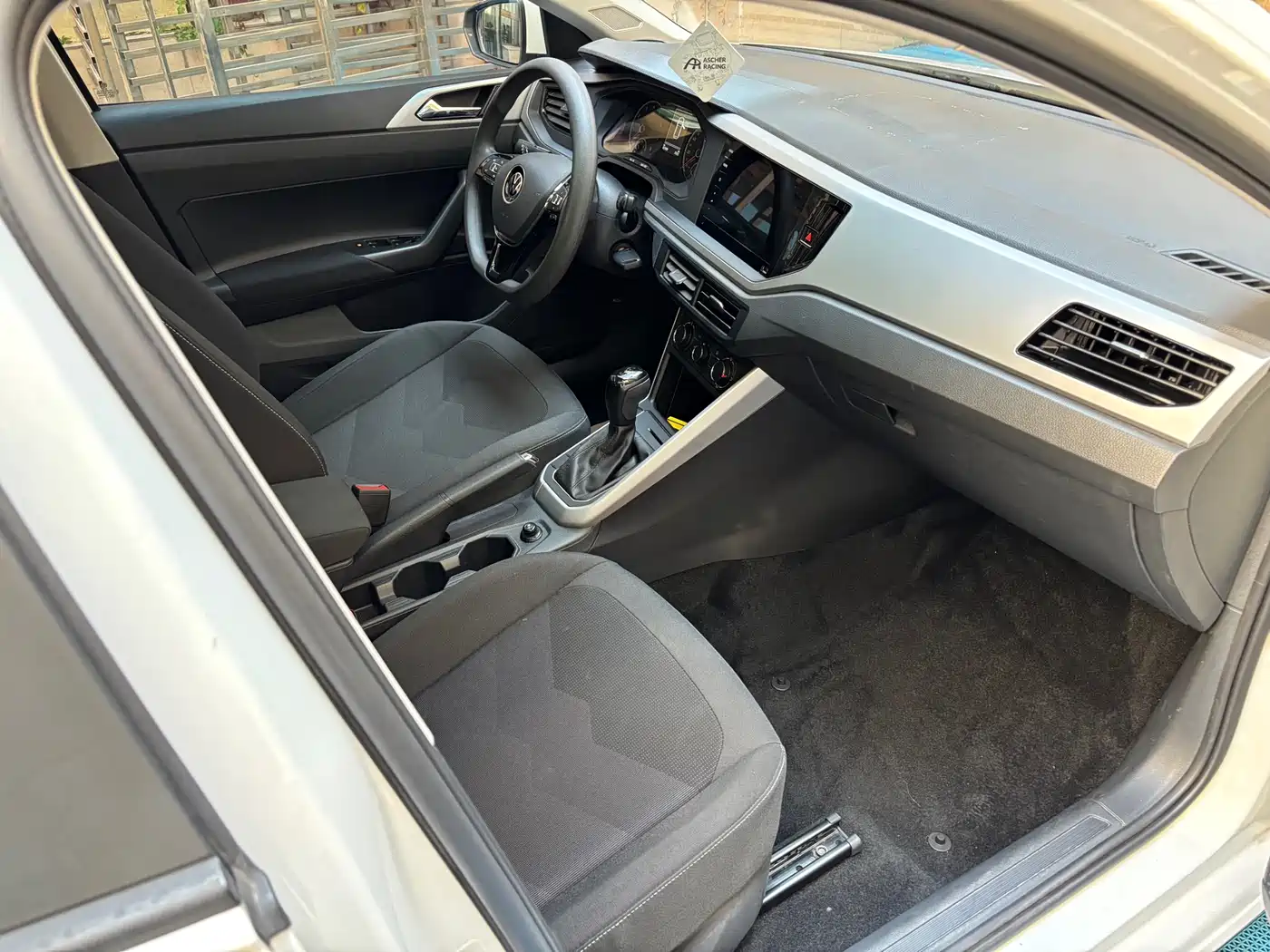 Volkswagen Polo 2021 Plus 1.5L Automatic Panorama Enjoyment Edition фото 7