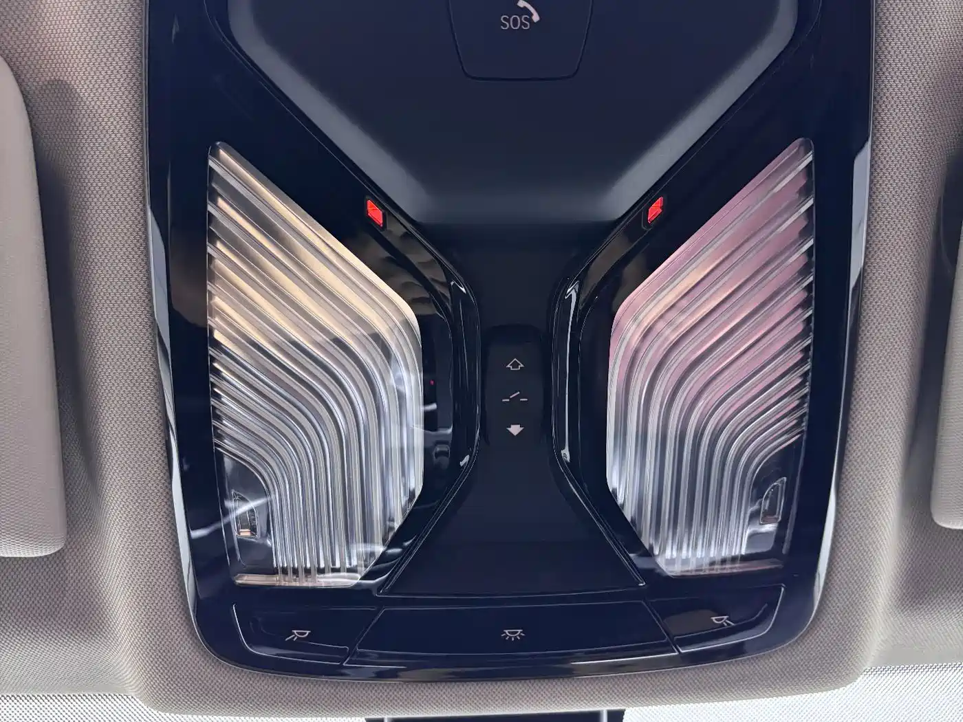 BMW 3 Series 2023 320Li M Sport Package фото 15