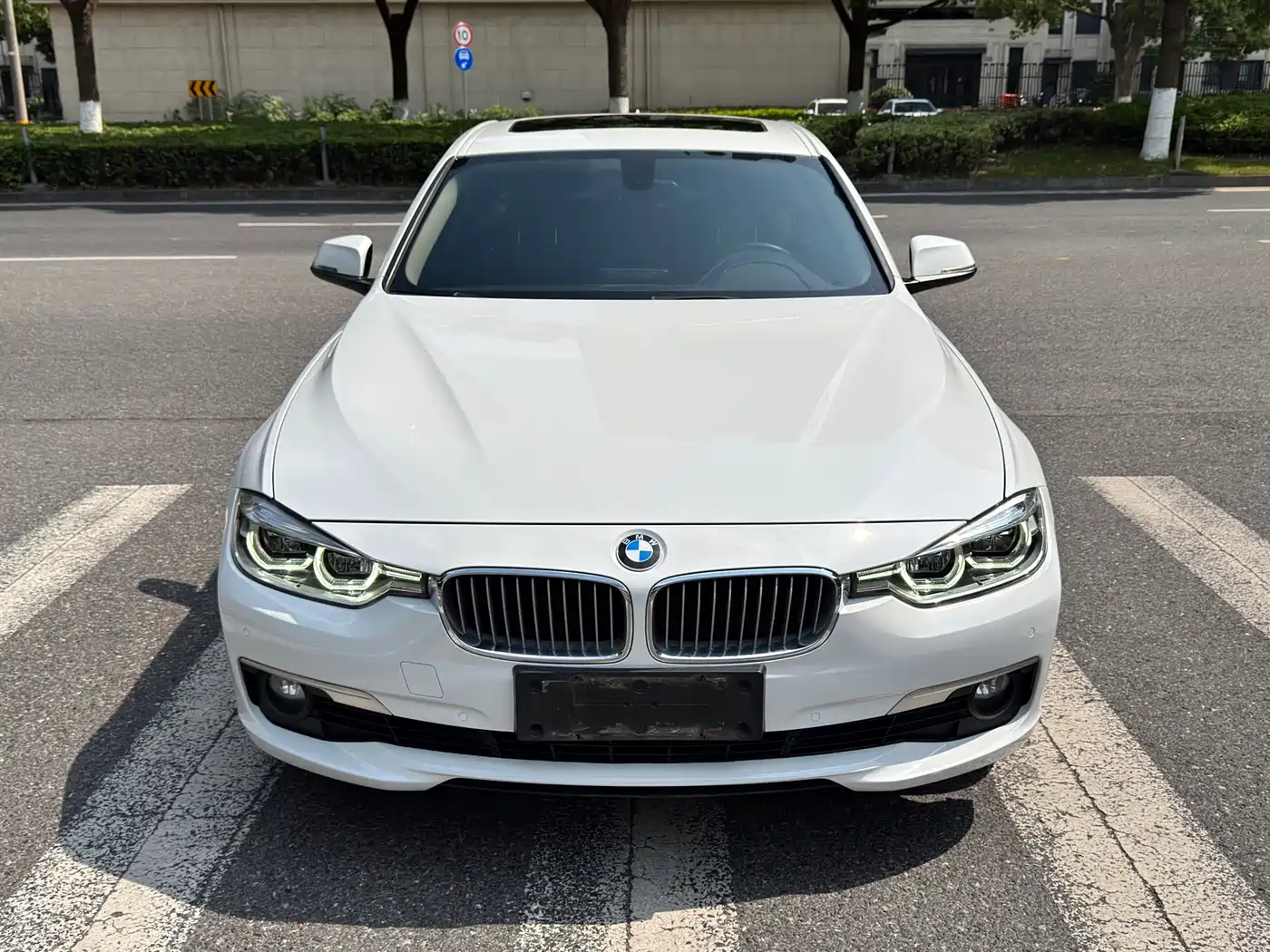 BMW 3 Series 2018 320Li Fashion Style фото 2