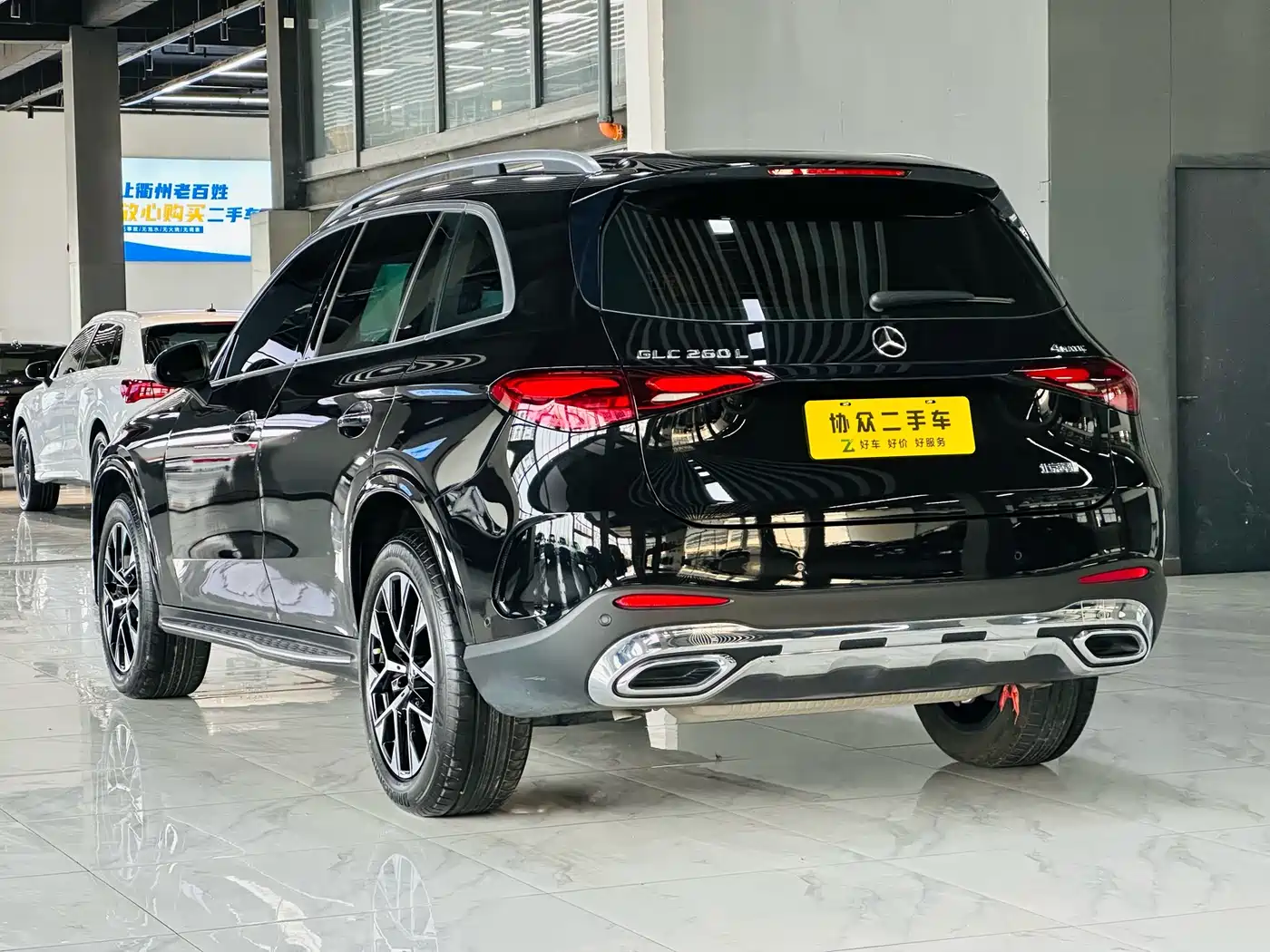 Mercedes-Benz GLC 2024 GLC 260 L 4MATIC Luxury 5-seater фото 3