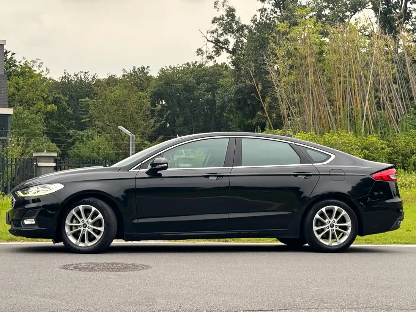 صورة 3 - Ford Mondeo