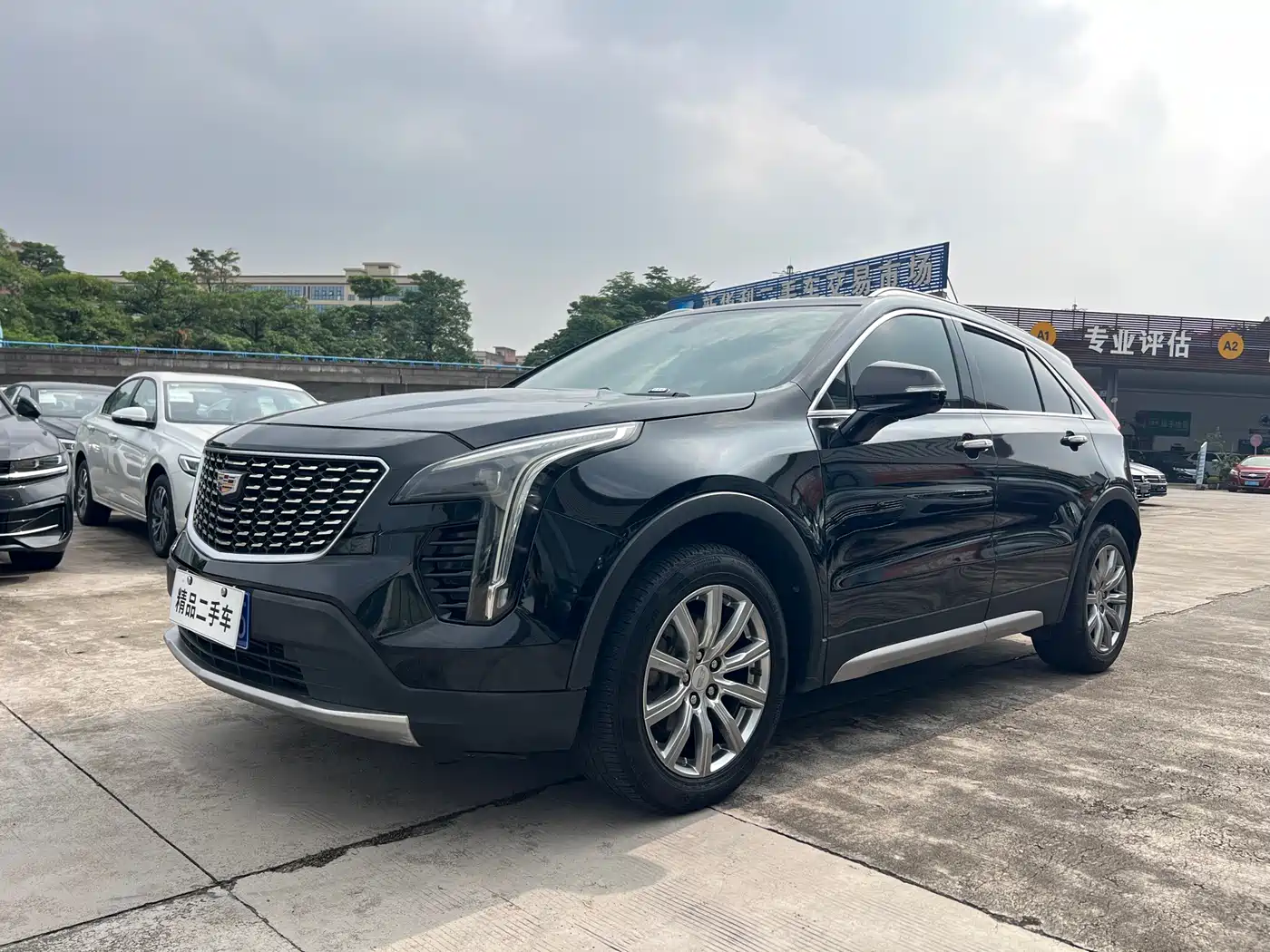 Cadillac XT4 2018 28T FWD Leading Edition