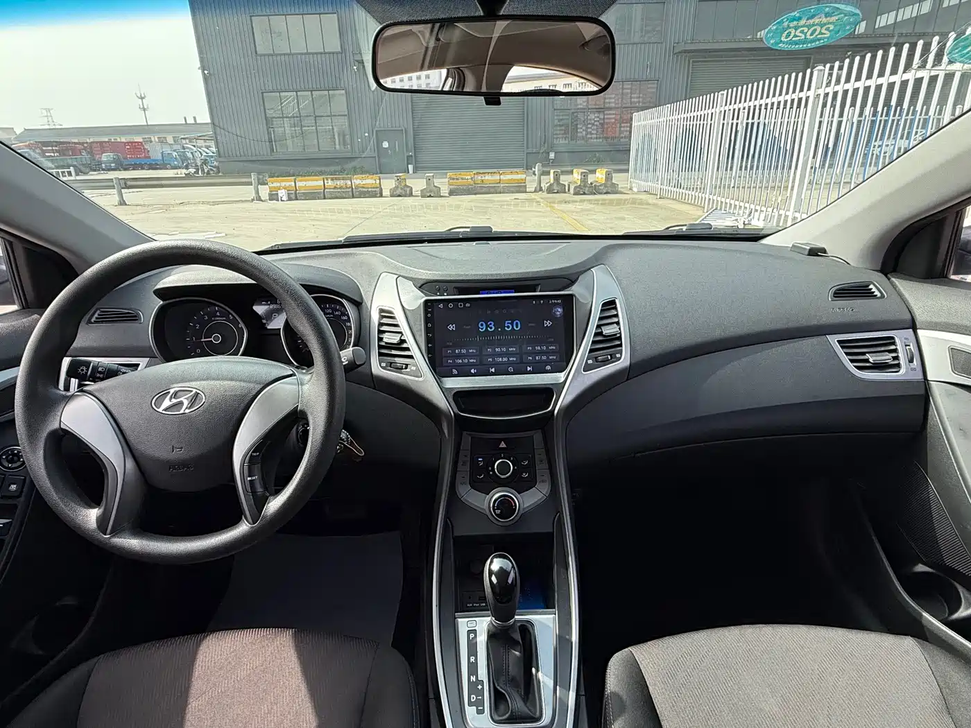 Hyundai Langdong 2015 1.6L Auto Trend фото 8