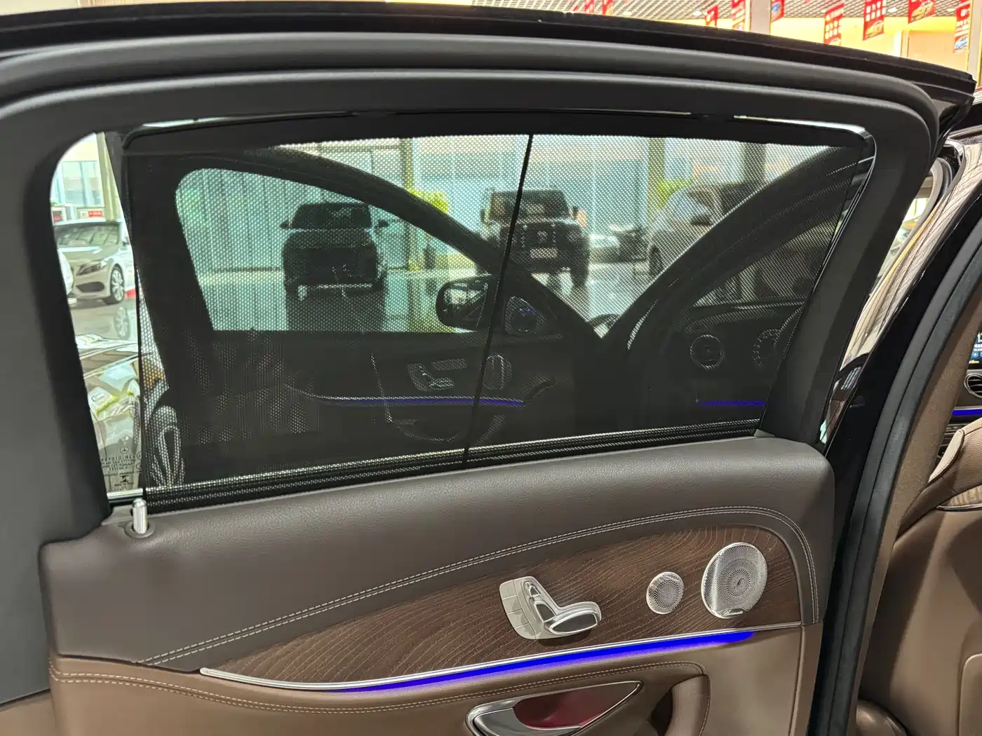Mercedes-Benz E-Class 2022 E 300 L Luxury фото 21