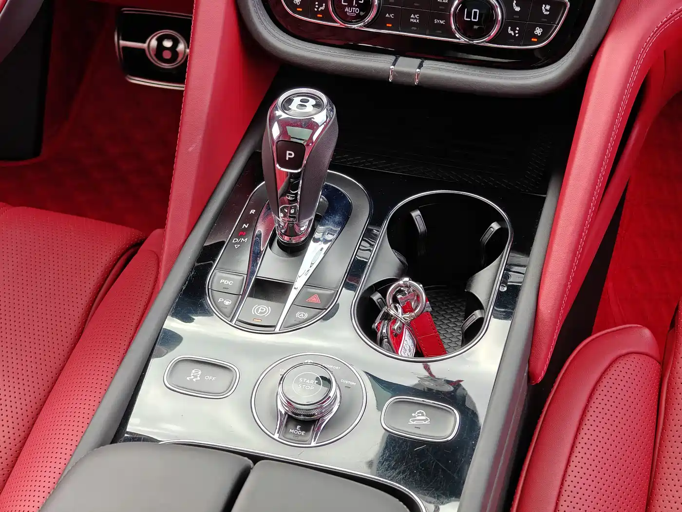 BENTLEY TIMYUE PLUG IN HYBRID