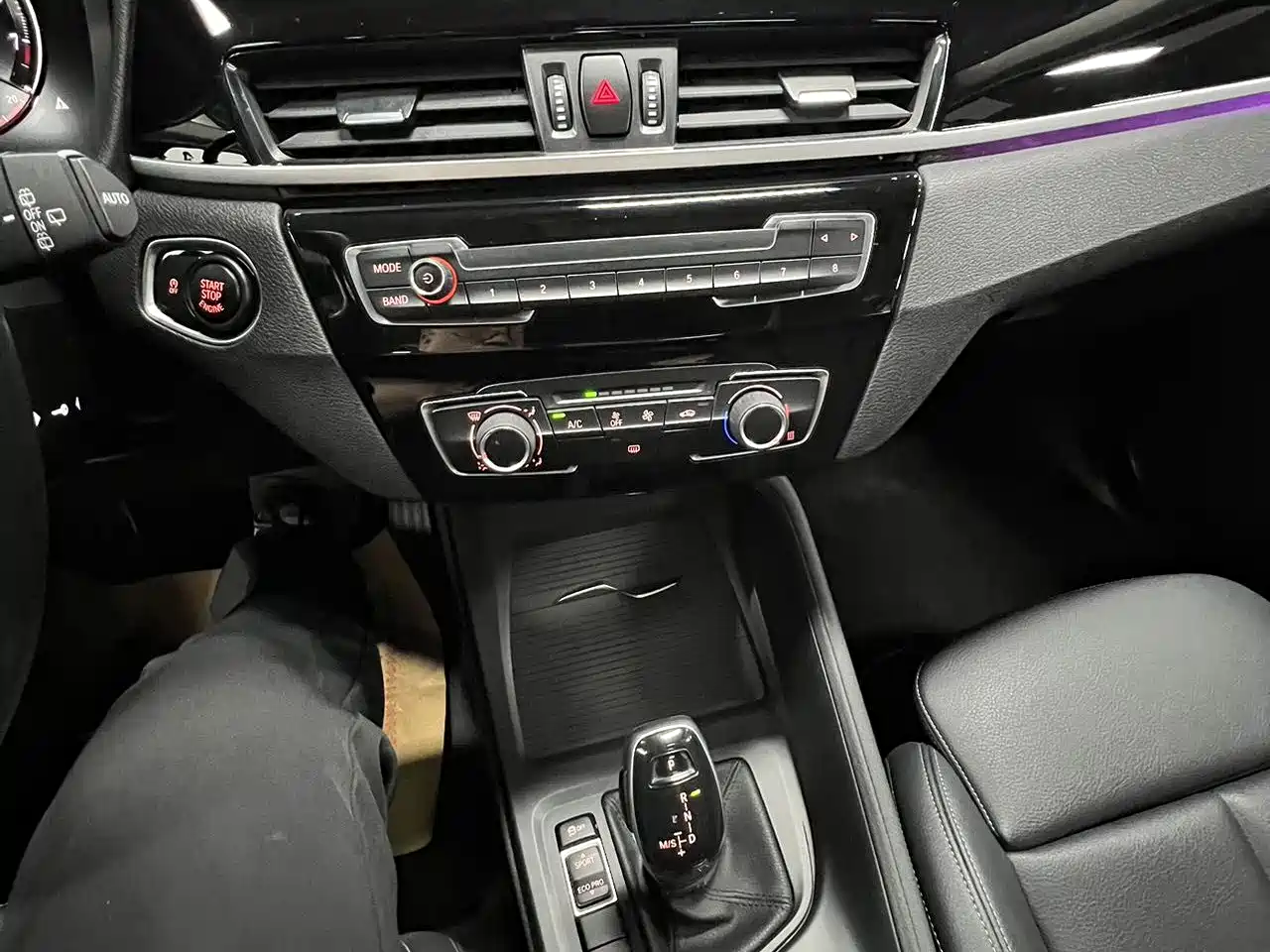 BMW X1 2022 sDrive20Li Fashion фото 19