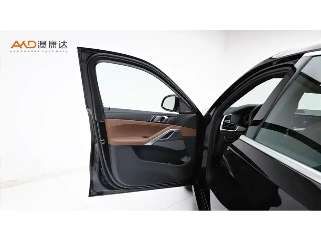 BMW X6 2022 xDrive40i M Sport Package фото 10