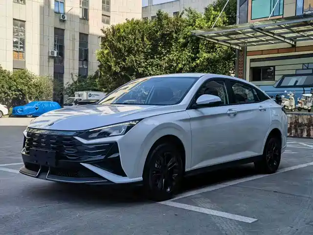 Dongfeng Aeolus Yixuan 2025 1.5L Auto Luxury