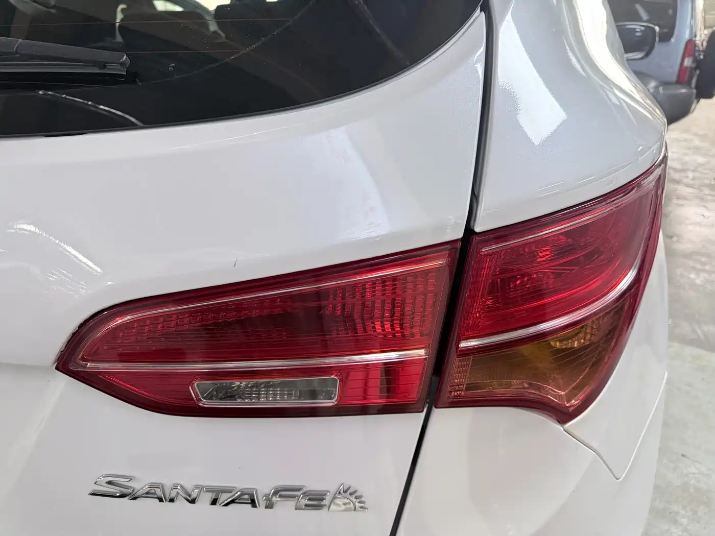 Hyundai Santa Fe 2015 2.0T Automatic 4WD Smart 5-Seater фото 17
