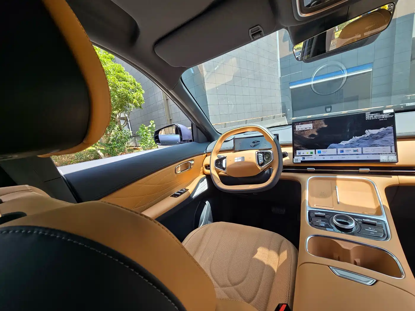 Geely Galaxy Galaxy Starship 7 EM-i 2025 120km Navigation Edition фото 6