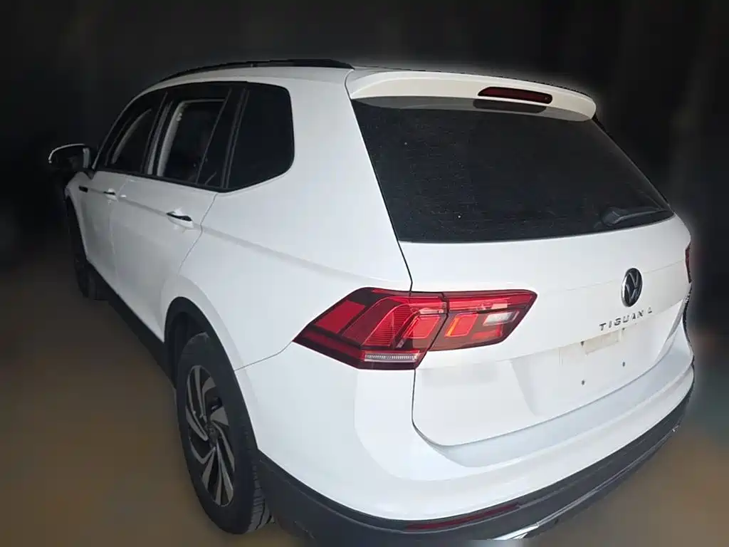 Volkswagen Tiguan L 2022 330TSI Automatic 2WD Comfort Edition фото 9