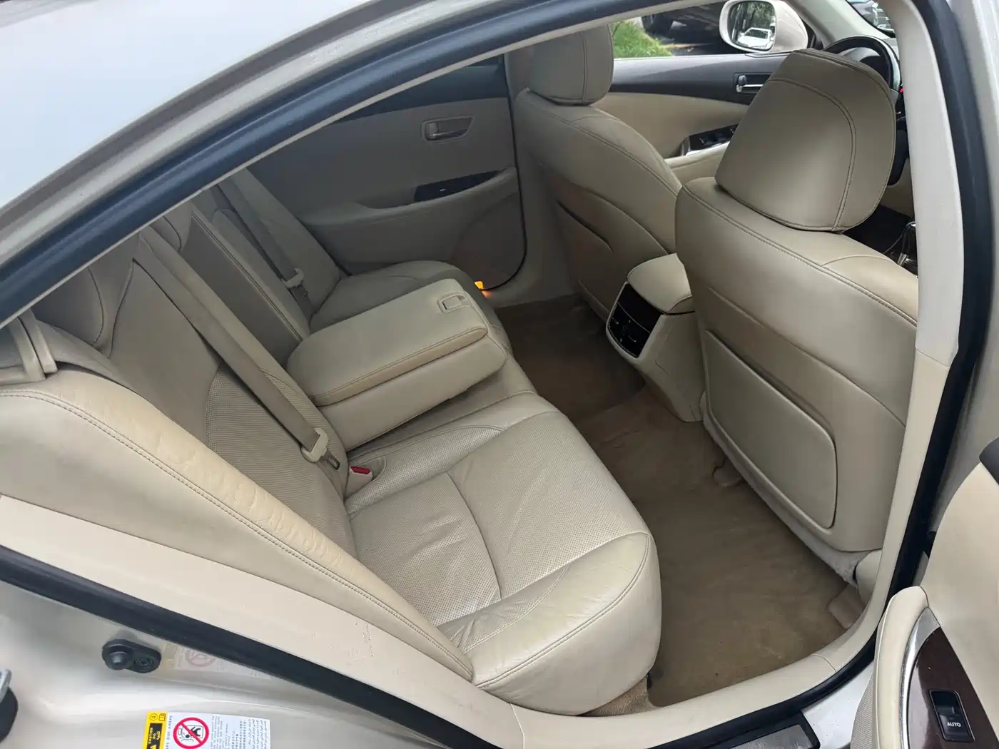 Lexus ES 2010 240 Luxury Edition фото 17