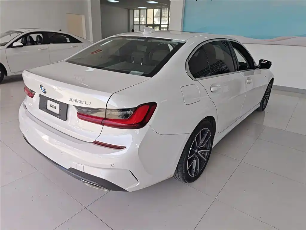 BMW 3 Series 2022 Facelift 320Li M Sport Package фото 5